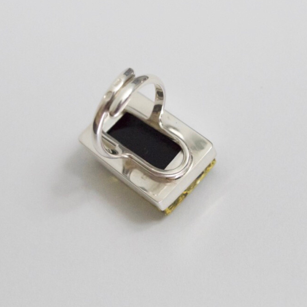 Emerald Horizon - Olive Green Baltic Amber 925 Sterling Silver Rectangular Ring
