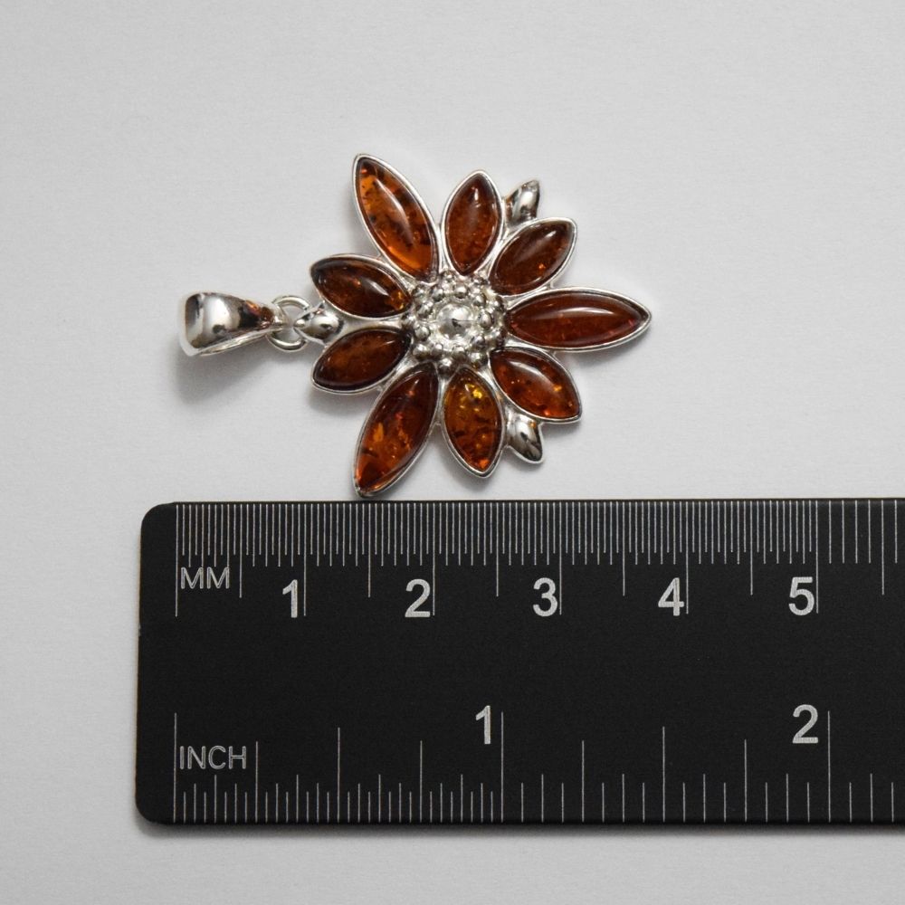 Blossoming Amber - Exquisite Floral Baltic Amber 925 Sterling Silver Necklace (Pendant with Sterling Silver Chain)