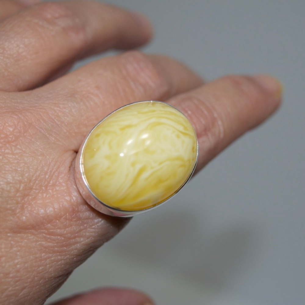 Lemon Zest - The Butterscotch Amber Arc 925 Sterling Silver Ring