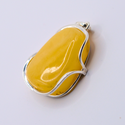 Lemon Luminescence - 925 Sterling Silver Encased Baltic Amber Necklace (Pendant with Sterling Silver Chain)