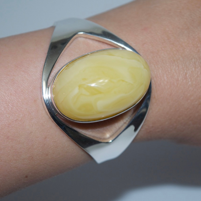 Lemon Zest - The Citrine Embrace 925 Sterling Silver Bangle