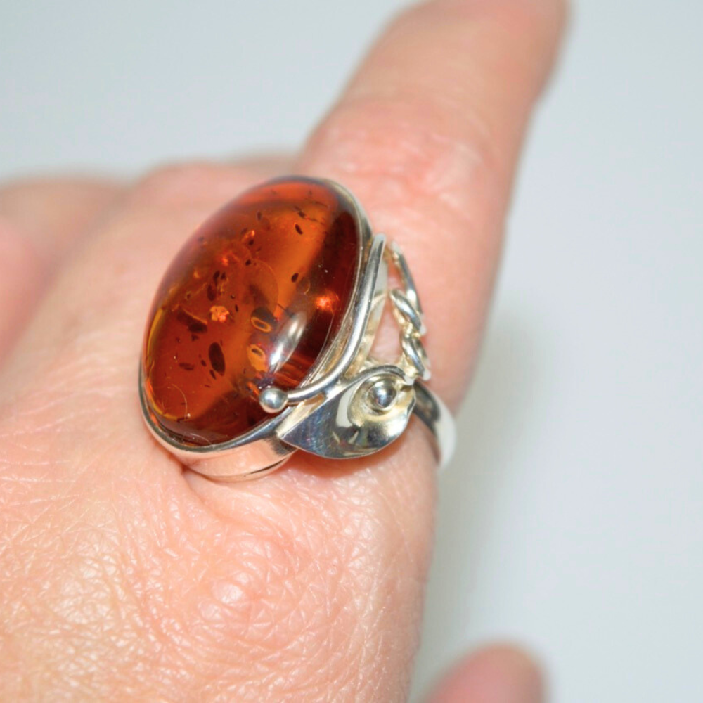 Nature's Grace - The Amber Calla Elegance 925 Sterling Silver Ring