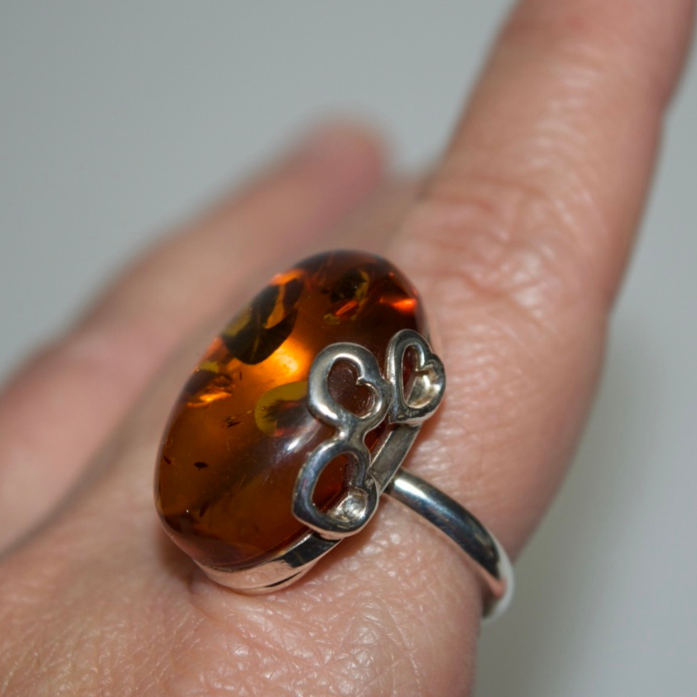 Cognac Hearts - Elegance with Hearts on Amber 925 Sterling Silver Ring