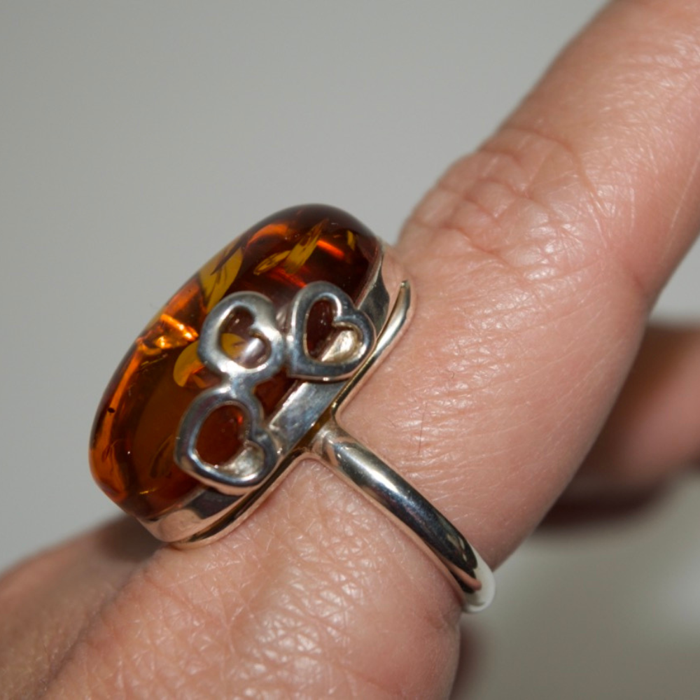 Cognac Hearts - Elegance with Hearts on Amber 925 Sterling Silver Ring