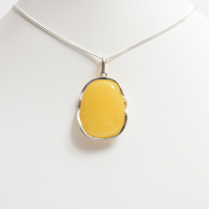 Lemon Luminescence - 925 Sterling Silver Encased Baltic Amber Necklace (Pendant with Sterling Silver Chain)