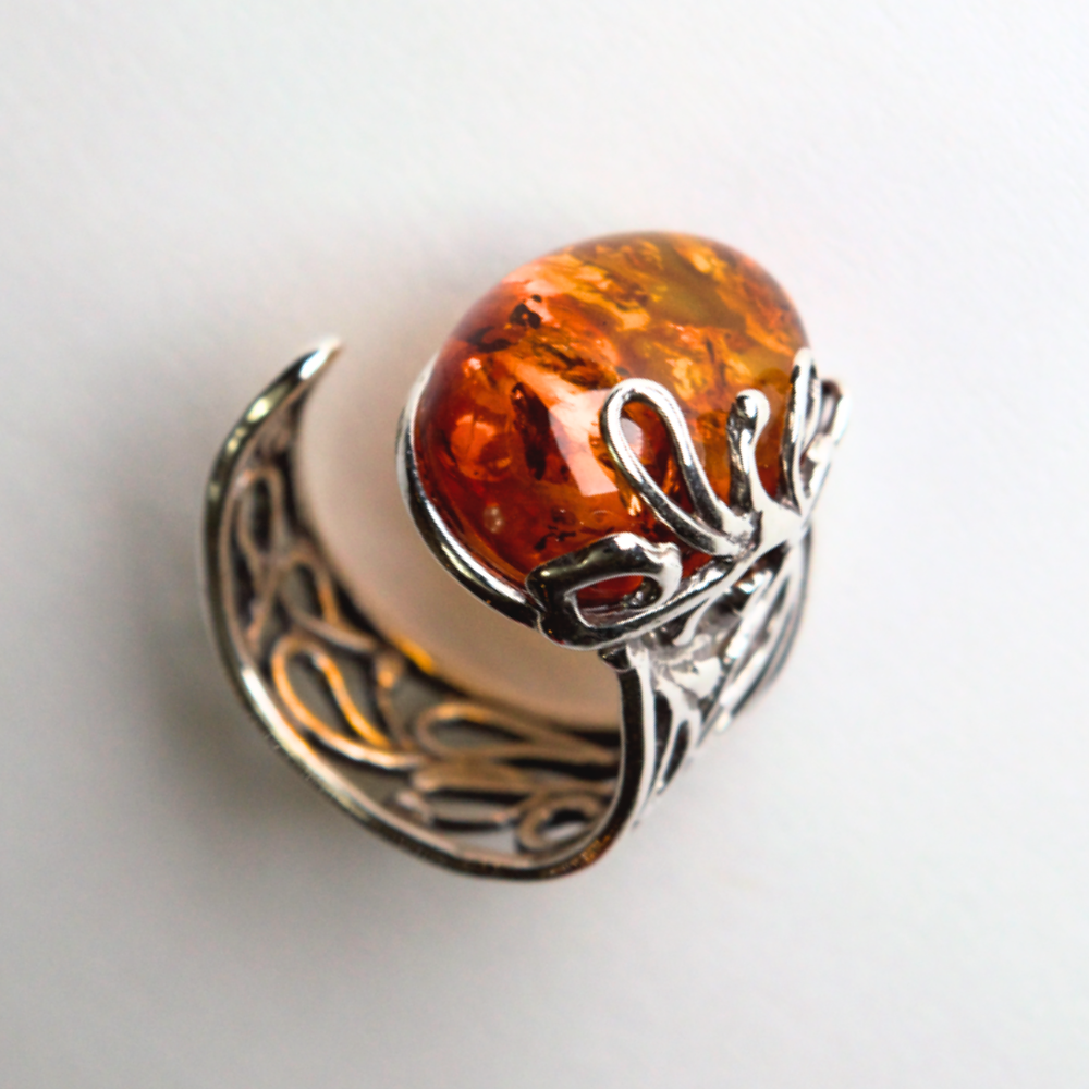 Amber Allure - Artisan-Crafted Gorgeous Baltic Amber 925 Sterling Silver Ring