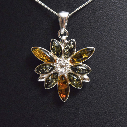 Verdant Vignette - Elegant Floral Green Amber 925 Sterling Silver Necklace (Pendant with Sterling Silver Chain)